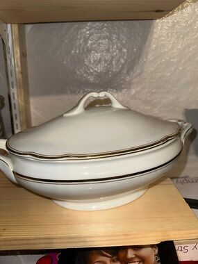 Vintage Bavaria oval vegetable bowl dish with lid